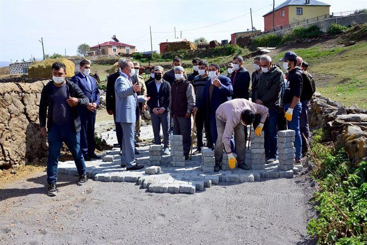 Vali Hüseyin Öner, köylerde devam eden kilit parke çalışmalarını denetledi G4