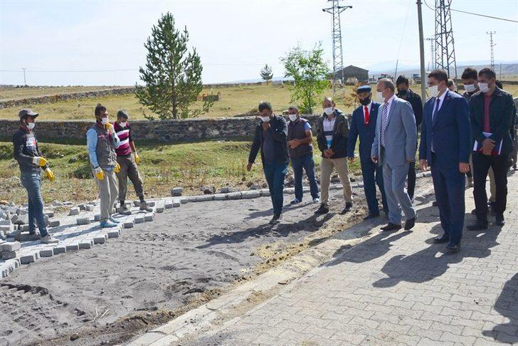 Vali Hüseyin Öner, köylerde devam eden kilit parke çalışmalarını denetledi G5
