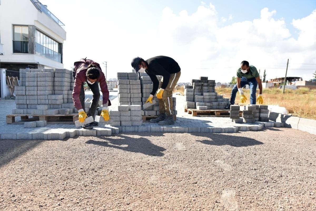 Tepebaşı Fen İşleri M&uuml;d&uuml;rl&uuml;ğ&uuml; &ccedil;alışmalarına devam ediyor