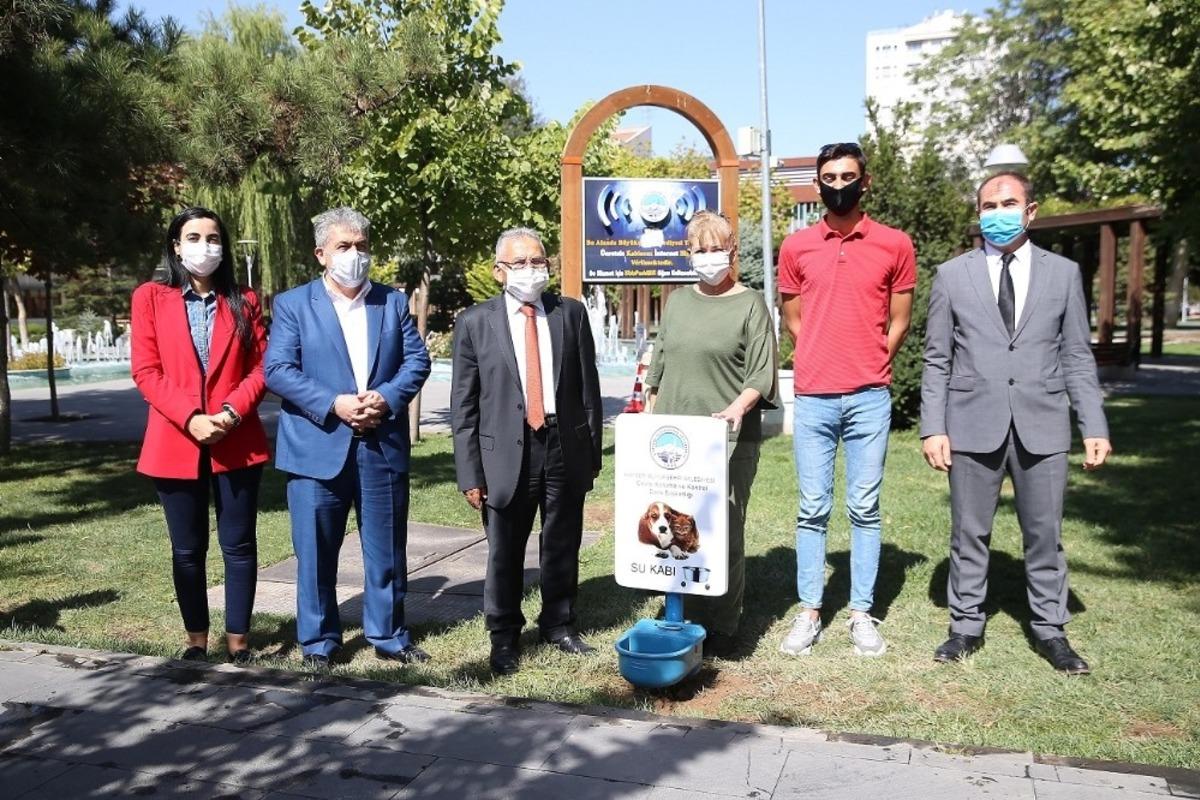 Hayvanları Koruma G&uuml;n&uuml;&rsquo;nde Başkan&rsquo;dan &ouml;rnek hizmet