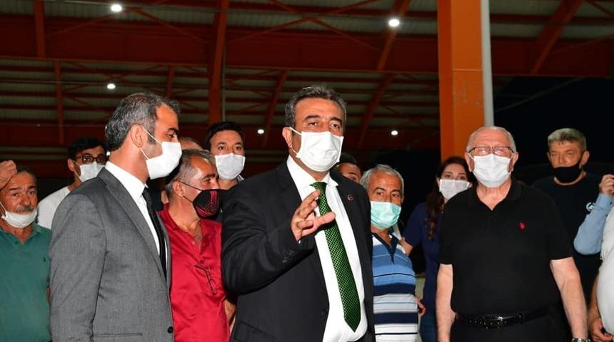 &Ccedil;etin: "Bizim kadar pazarcı esnafına değer veren belediye yoktur"