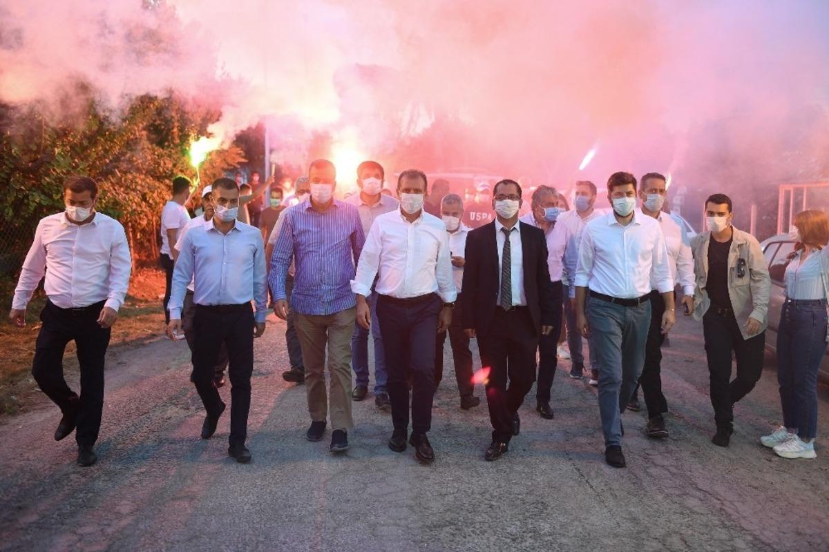 Se&ccedil;er: "T&uuml;y&uuml; bitmemiş yetimin hakkında g&ouml;z&uuml;m&uuml;z yok, onda g&ouml;z&uuml; olanların peşindeyiz"