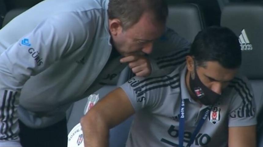 İlginç görüntü! Sergen Yalçın golü tabletten izledi