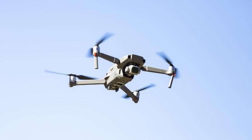 Diyarbakır'da yasak b&ouml;lgede izinsiz drone u&ccedil;uran ABD vatandaşı g&ouml;zaltına alındı