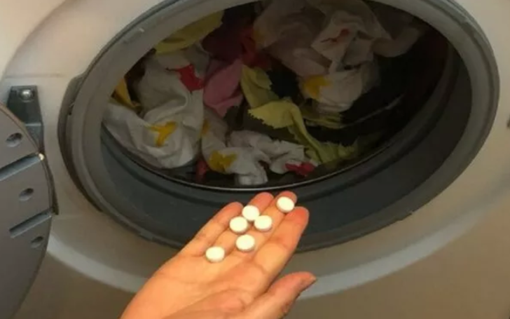 Aspirin mucizesi! Bir de çamaşır makinesine koyun bakın neler oluyor...