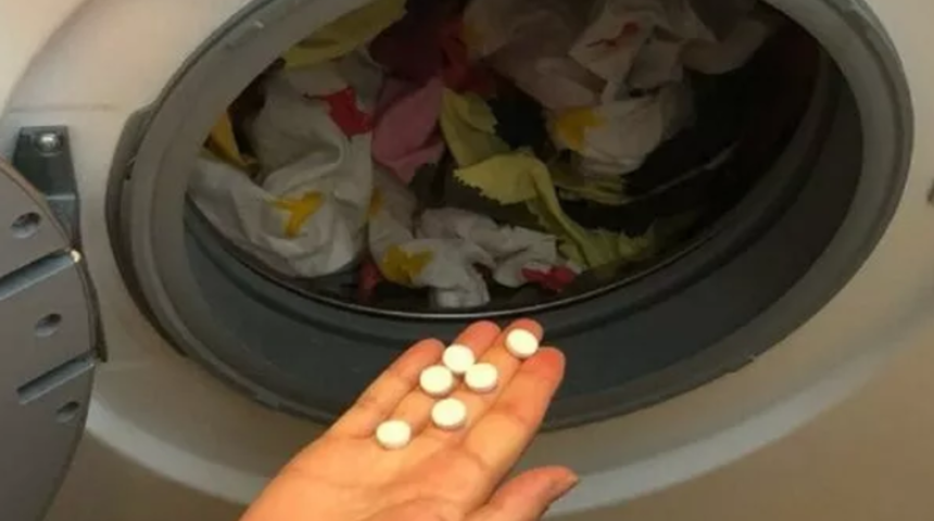 Aspirin mucizesi! Bir de &ccedil;amaşır makinesine koyun bakın neler oluyor...