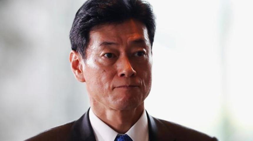 Japonya'da kabine &uuml;yesine ustura ile mesaj