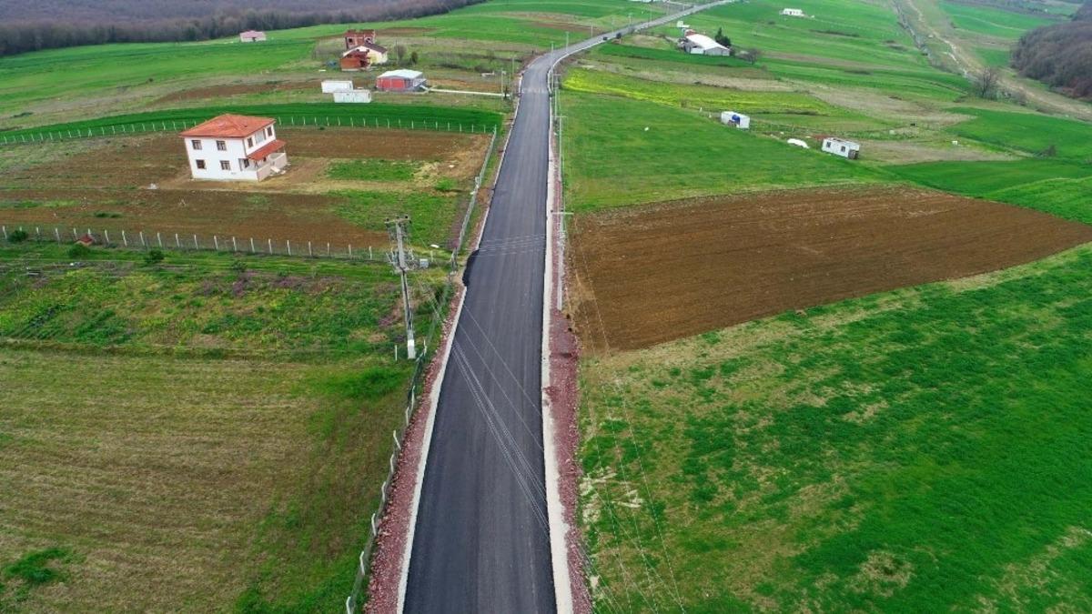 Kandıra&rsquo;nın 11 k&ouml;y&uuml;ne 18 km yol yapımı