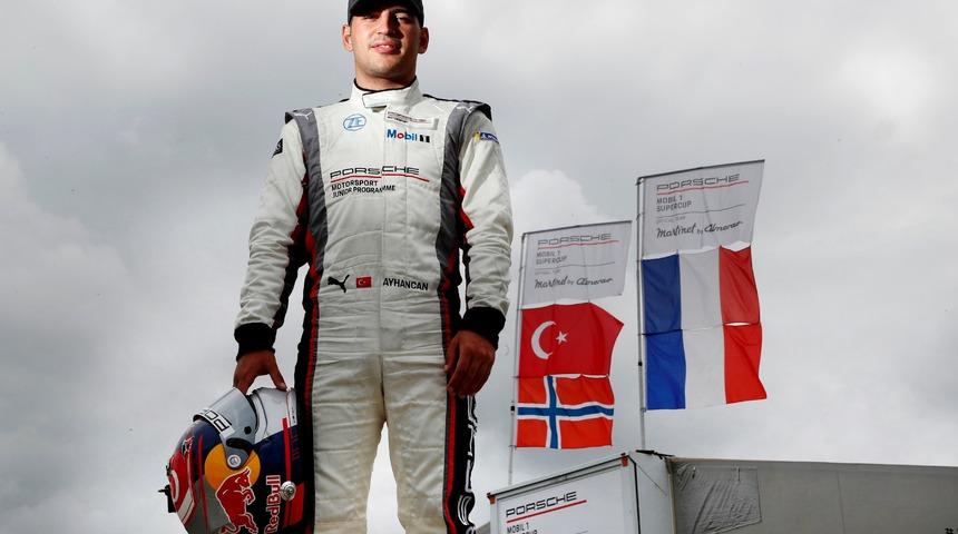 Ayhancan Güven’den Fransa’da çifte podyum