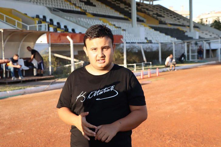 Kuşadalı otizmli genç mücadeleci ruhuyla örnek oluyor G5