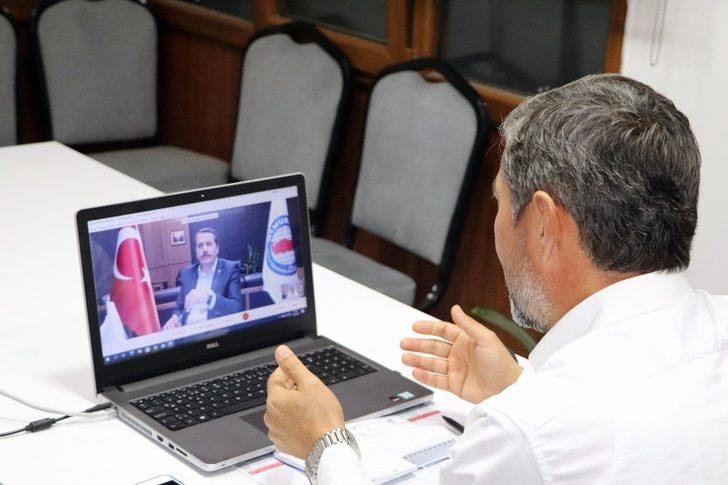 Eğitim Bir-Sen Şube Divan toplantısı Genel başkan Ali Yalçın’ın katılımı ile yapıldı G4