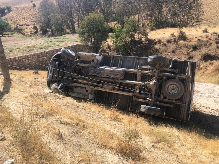 Devrilen transiti iple direğe bağladılar G1