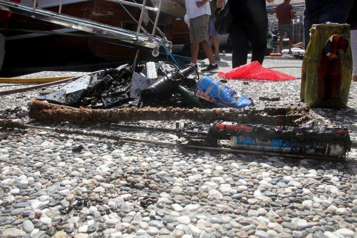 Fethiye&rsquo;de deniz dibi temizliği yapıldı