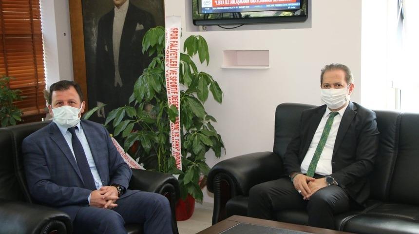 Ekinci&rsquo;den, Gen&ccedil;lik ve Spor İl M&uuml;d&uuml;r&uuml; Kabakcı&rsquo;ya ziyaret