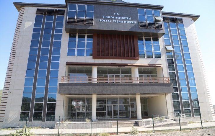 Bingöl’de Engelsiz Yaşam Merkezi bitti, yeni belediye binasının yüzde 50’si tamamlandı G2
