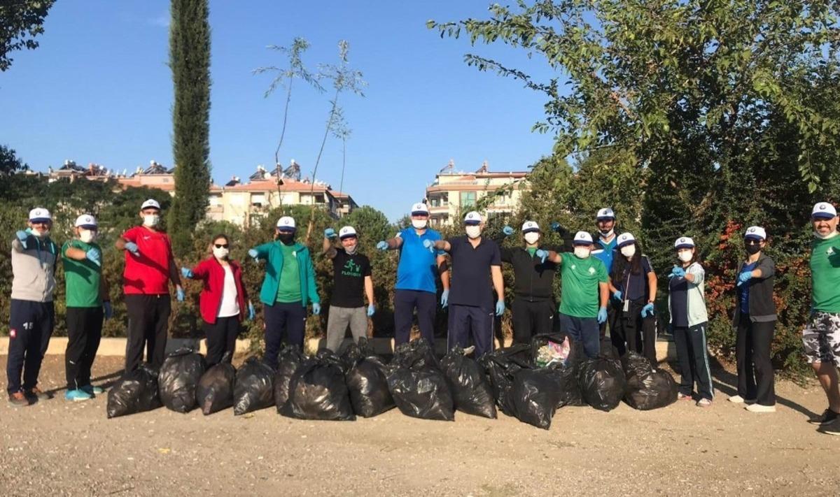 Sporla &ccedil;evre temizliği yaptılar