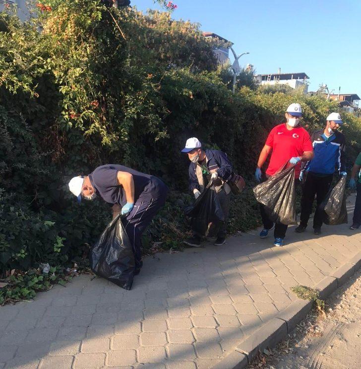 Sporla çevre temizliği yaptılar G2
