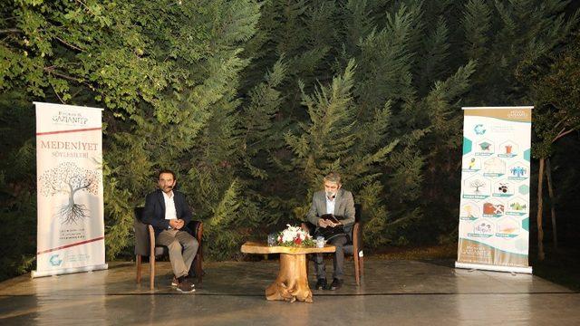 Yazar İbrahim Tenekeci kendi tecrübelerini anlattı