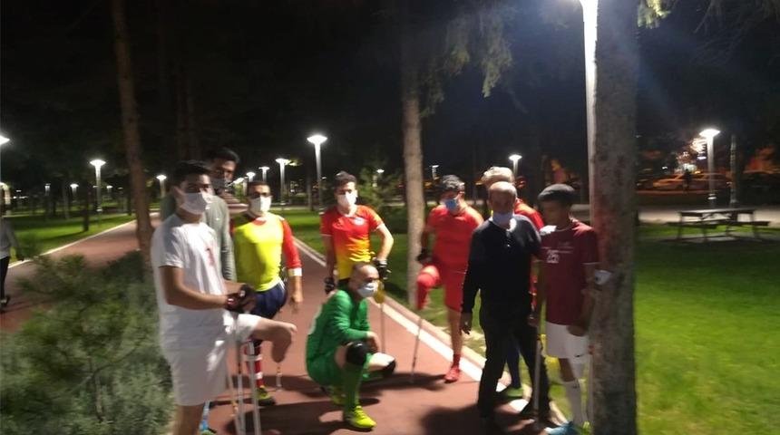 Melikgazi Belediyesi Bedensel Engelliler Gen&ccedil;lik ve Spor Kul&uuml;b&uuml; &ccedil;alışmalara başladı