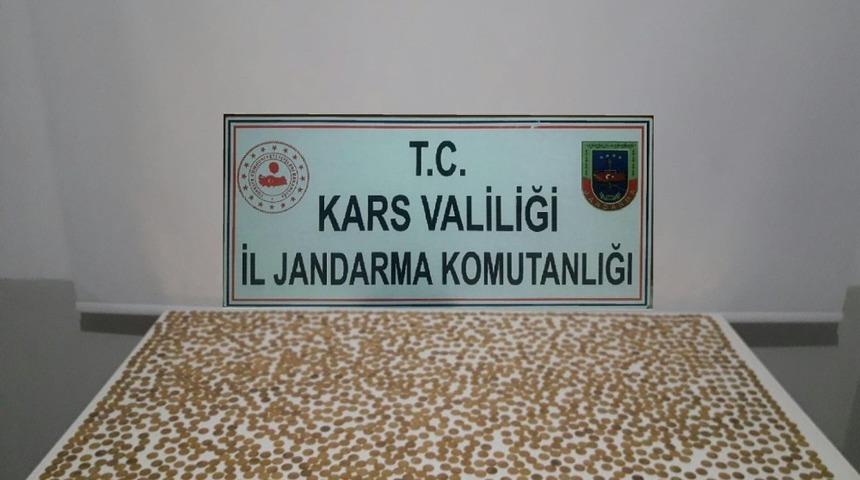 Kars&rsquo;ta bin 955 sikke ele ge&ccedil;irildi