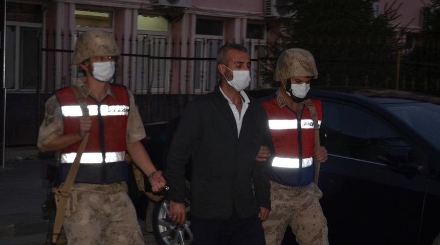 Eşini 26 yerinden bı&ccedil;aklayarak &ouml;ld&uuml;rd&uuml;, 9 yıl sonra yakalandı