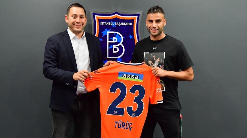 Başakşehir, Deniz Türüç'ü kadrosuna kattığını açıkladı