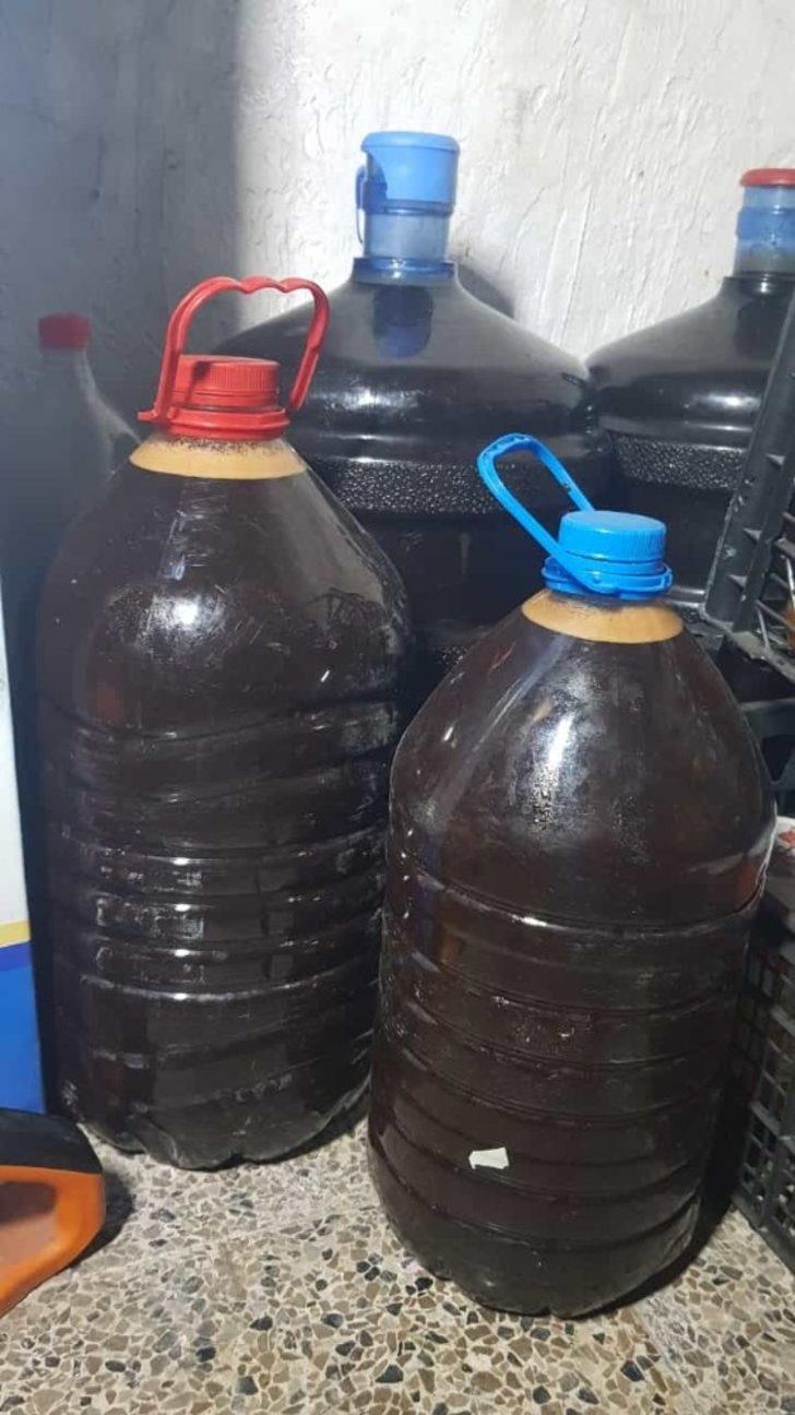 Çukurca’da doğal üzüm pekmezinin yapılmasına başlandı G4