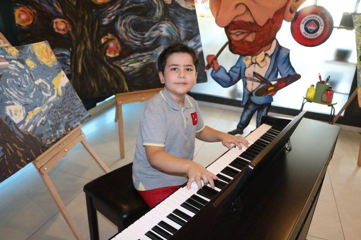 Minik piyanist, Cumhurbaşkanıyla buluşacağı anı bekliyor G2