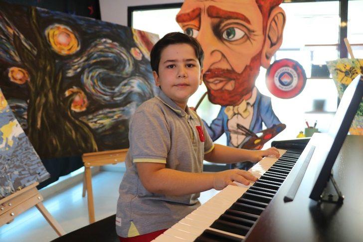 Minik piyanist, Cumhurbaşkanıyla buluşacağı anı bekliyor G3