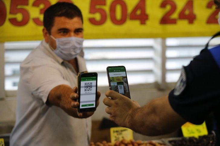 Konak’ta pazarcılara HES kodu denetimi G3