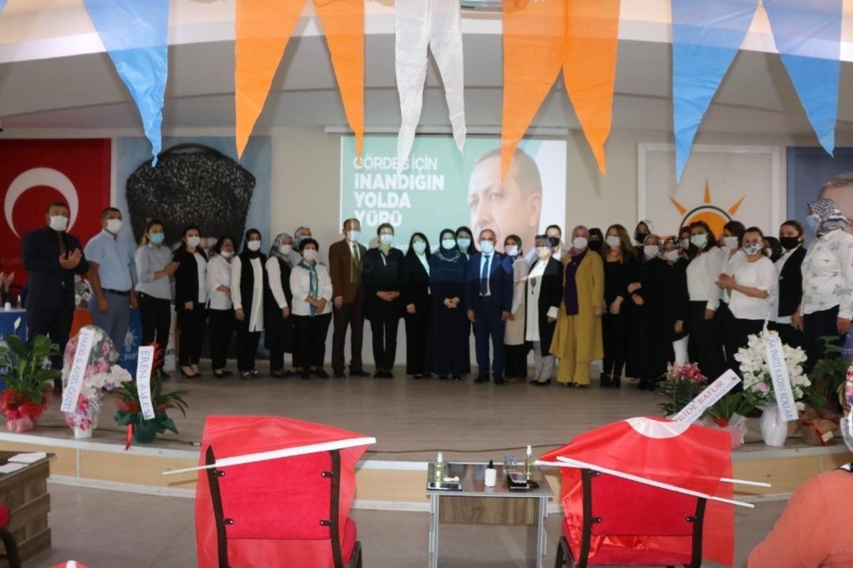 G&ouml;rdes AK Parti Kadın Kolları Başkanı Seher Eren g&uuml;ven tazeledi