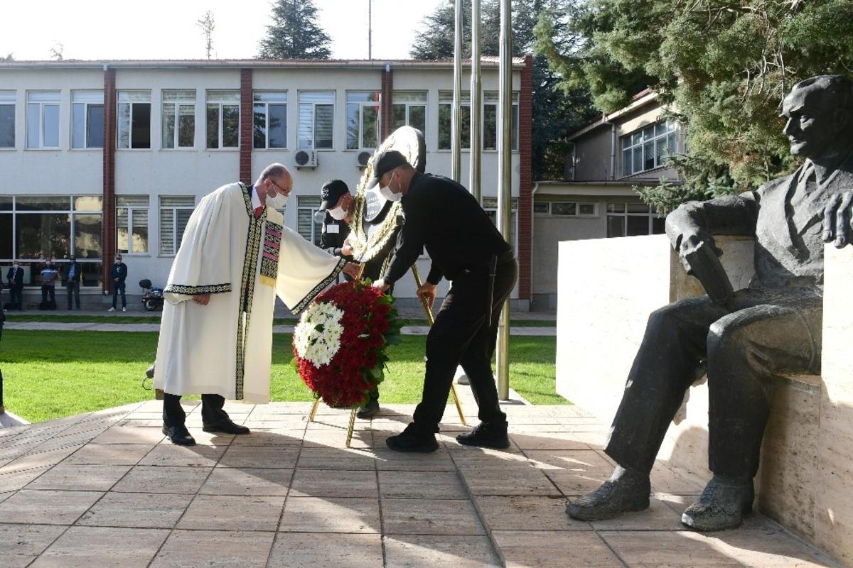 Anadolu &Uuml;niversitesi yeni eğitim ve &ouml;ğretim Yılının a&ccedil;ılış t&ouml;reni
