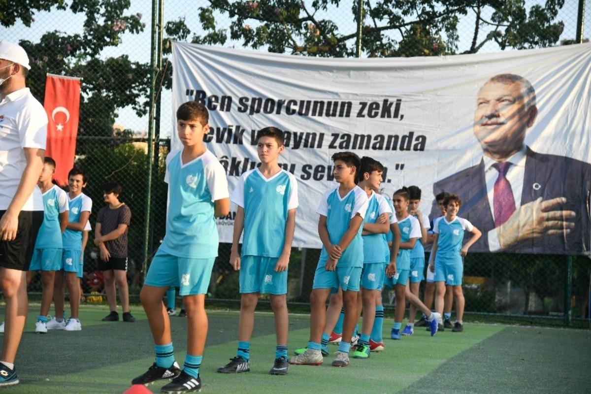Başkan Karalar: "Doğru yolda emin adımlarla y&uuml;r&uuml;y&uuml;n"