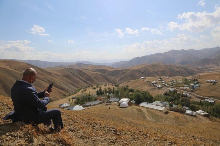 Köylülerin öğrencileri için GSM talebi G1