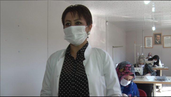 Üreten Kadıneli Derneğinden ücretsiz maske dağıtımı G3