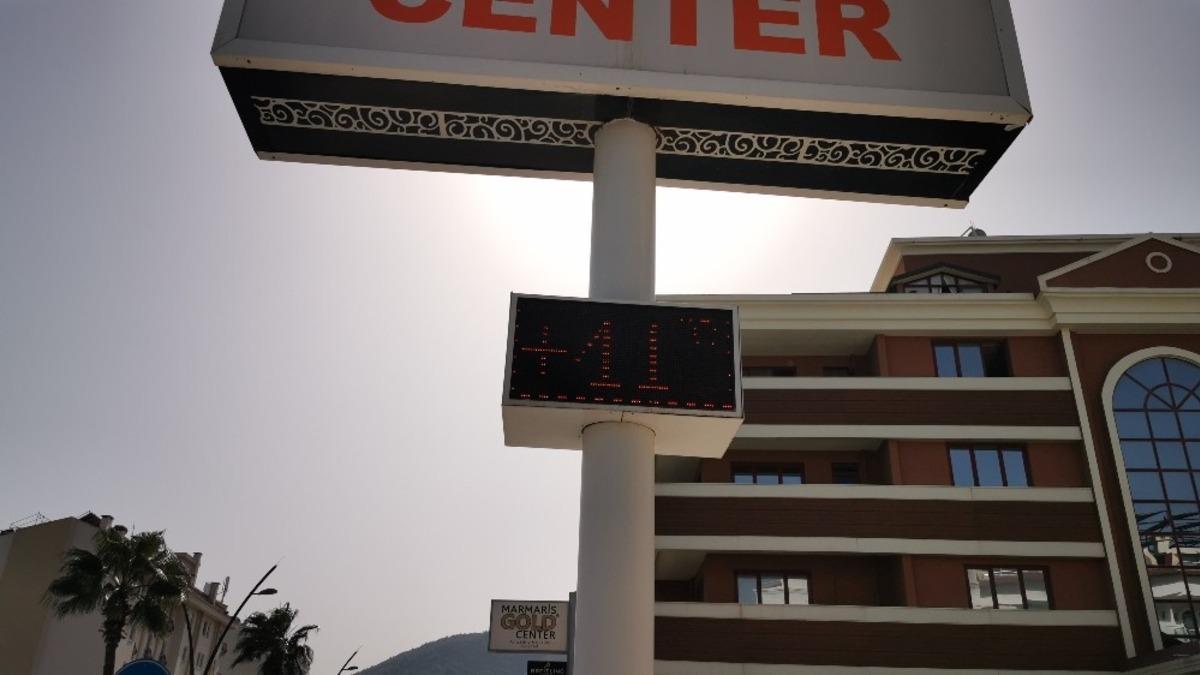 Marmaris, yazdan kalma g&uuml;nleri yaşıyor