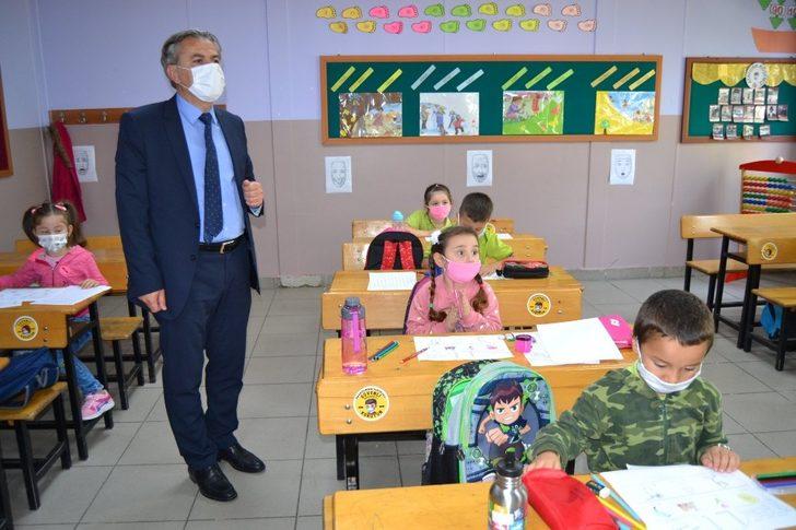 Müdür Yiğit’ten köy okullarına ziyaret G4