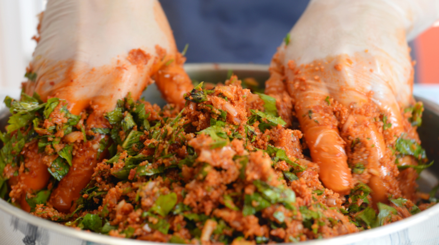 Çay demlenene kadar hazır: Şipşak kısır tarifi