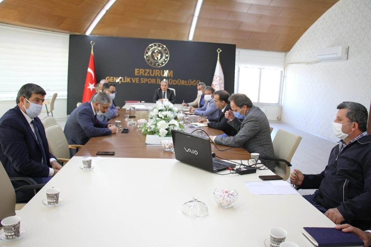 GSİM gen&ccedil;lik spor ve KYK faaliyetlerini masaya yatırdı