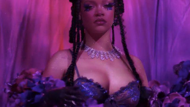 Rihanna'ya tepki! 'Bir Müslüman olarak...'