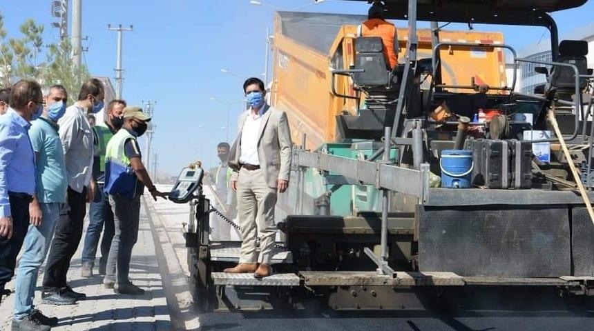 Ergani&rsquo;de yol yapım &ccedil;alışmaları devam ediyor