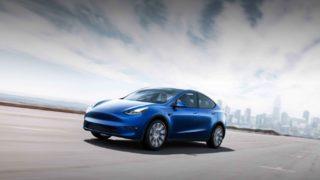 Gözler Elon Musk'ta: Tesla Model Y'nin cam tavanı uçtu iddiası!