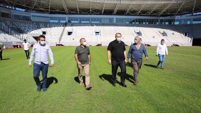 Yeni Ordu Stadı’nın koltukları takılmaya başlandı