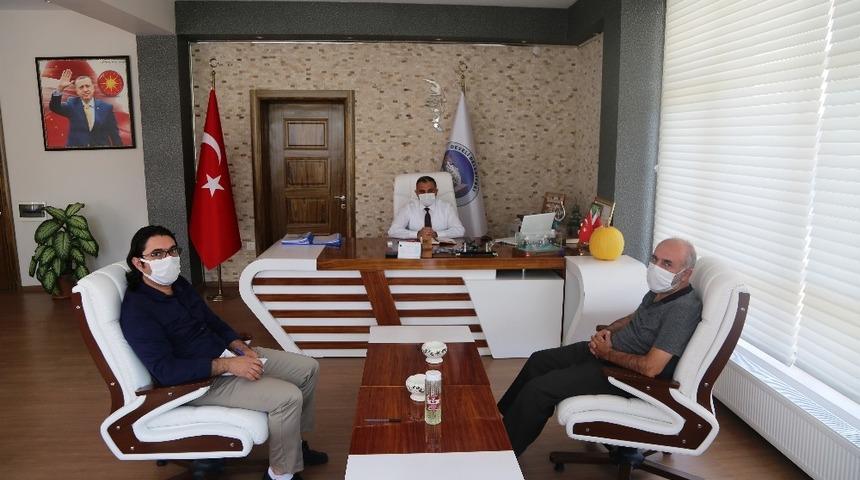 Kayseri &Uuml;niversitesi hocalarından Başkan Mehmet Cabbar&rsquo;a teşekk&uuml;r ziyareti