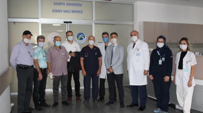 Sakarya’da ilk defa yabancı bir hastaya böbrek nakli yapıldı