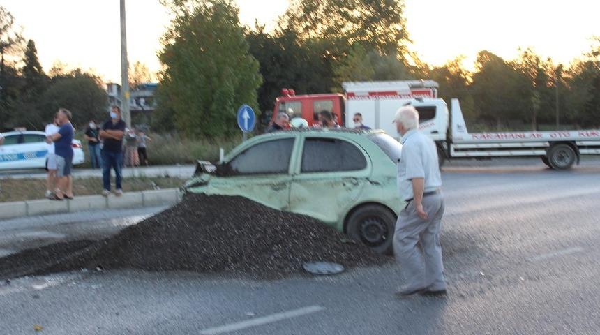 &Ccedil;arşamba&rsquo;da trafik kazası: 1 yaralı