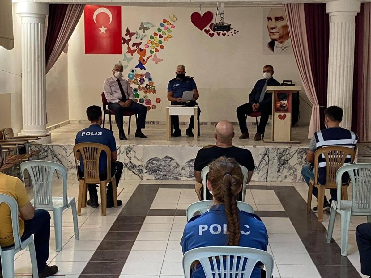 &lsquo;G&uuml;venli Okul&rsquo; kolluk g&ouml;revlileri toplandı