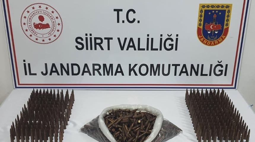 Siirt’te kaçakçılık operasyonu: 2 gözaltı