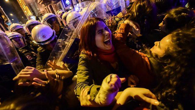 Taksim'de düzenlenen 8 Mart Kadınlar Günü yürüyüşüne polis müdahale etmişti