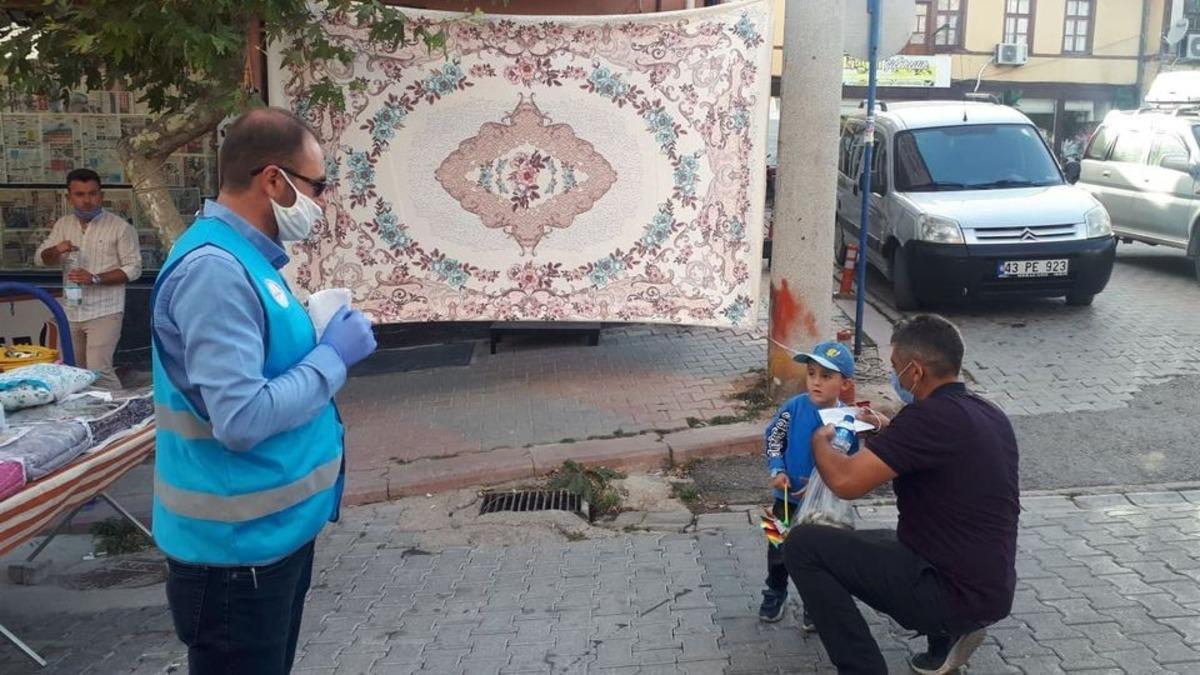 Emet M&uuml;ft&uuml;l&uuml;ğ&uuml; Korona vir&uuml;s standı kurdu